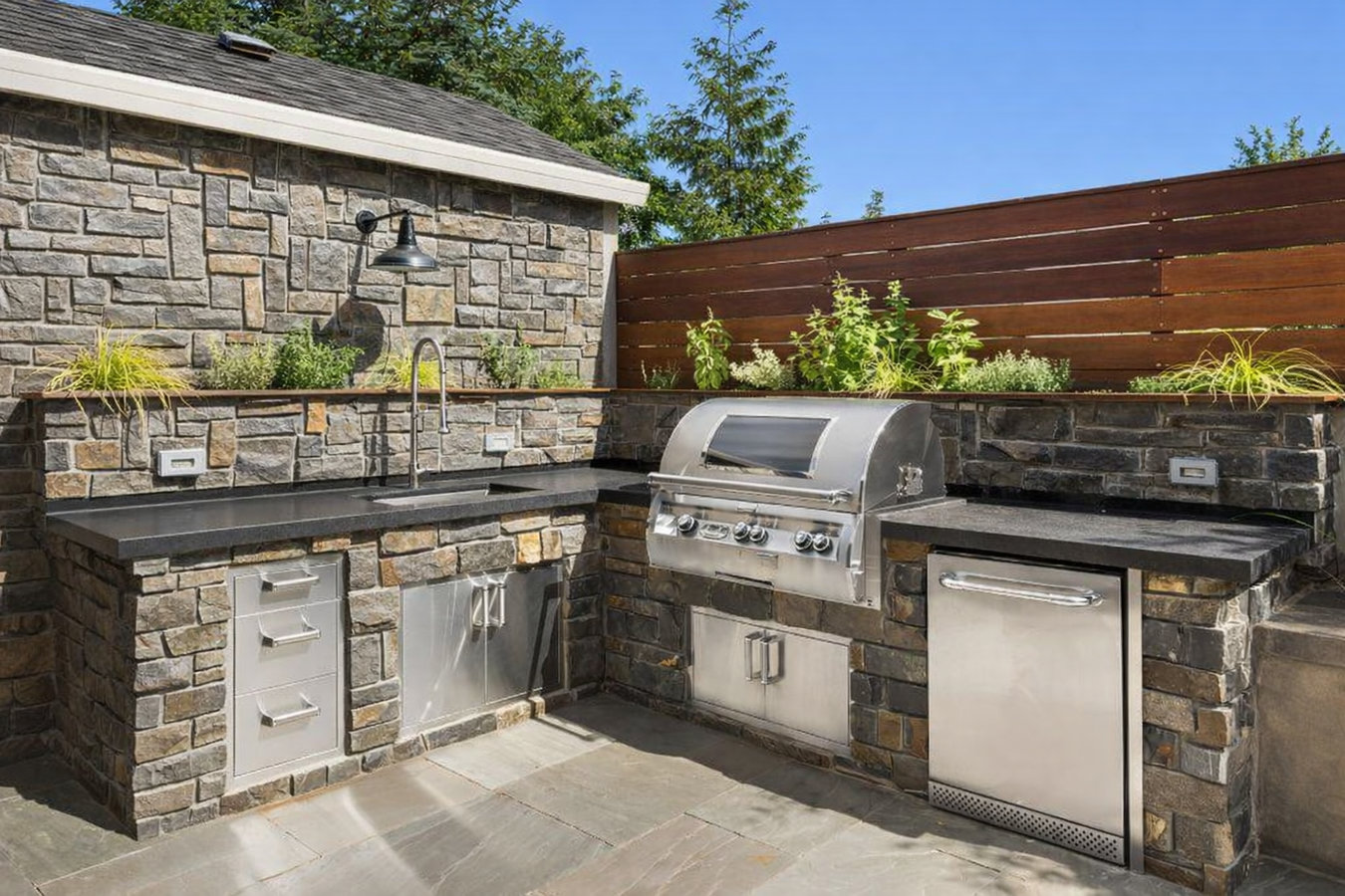 Outdoor Kitchen Masonry in Santa Barbara, CA